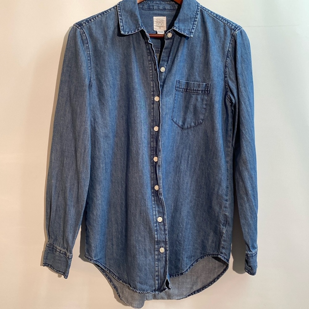 CORE life - denim boyfriend shirt. Size XS
